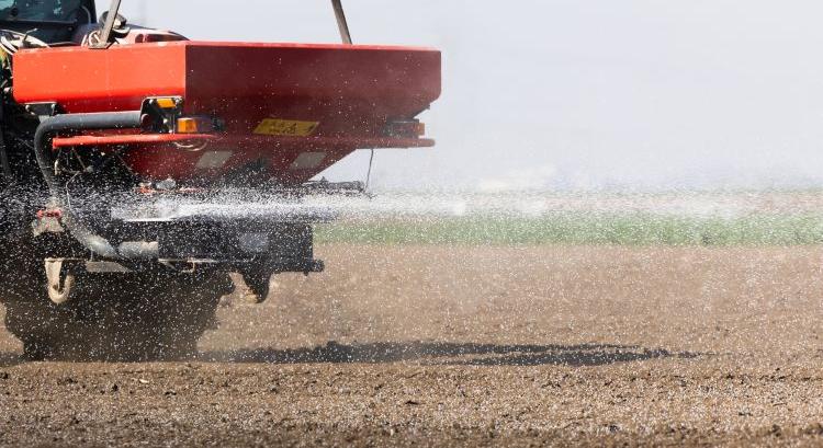 A gazdák rémálma: ez a műtrágya drágulhat nagyobbat