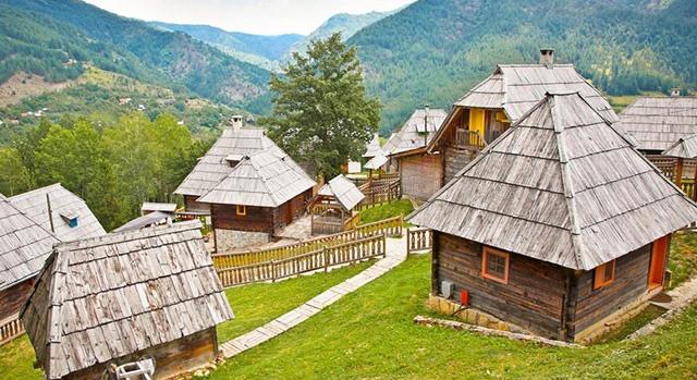 Zlatibor repülőteret kap, repülő taxik is lesznek