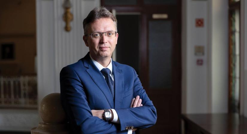 „Nekünk a magyar érdek a legfontosabb, nem hagyjuk, hogy a vérünket vegyék” – Hankó Balázs a Mandinernek