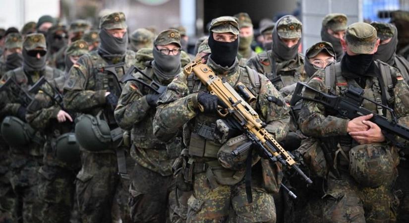 Valamire nagyon készülnek a németek: a férfiak csak a hadsereg engedélyével hagyhatják el az országot (VIDEÓ)