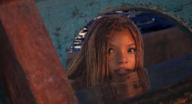 „Megtanultam kizárni a zajt" – A kis hableány színésznője a rasszista támadásokról beszélt