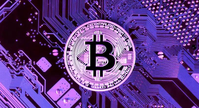 Háború, olaj, Bitcoin: a világ a Hormuzi-válság szélén egyensúlyoz