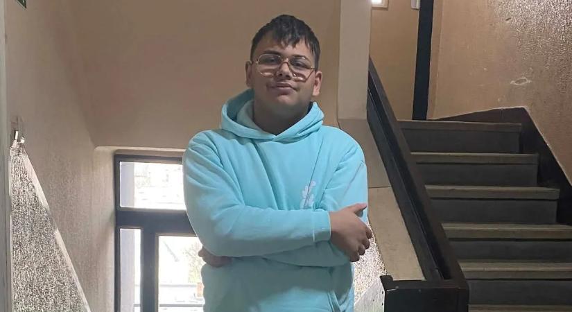 „A fiam a szobájába menekül a világ elől”–egy műtét Riki utolsó reménye, az idő pedig fogy