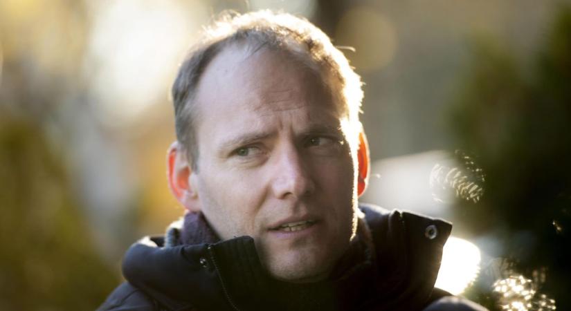 „A nép mindent tud. Alig várják, hogy vége legyen” – Bödőcs Tibor regényéből vad animáció született, erősen NER-es áthallásokkal