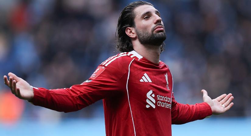 „Arrogáns, nagyképű, bocsánatot kell kérnie” – Szoboszlai ellen fordultak a Liverpool szurkolói