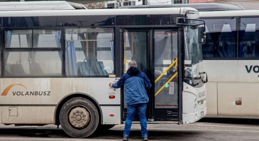 Áthelyezik a buszmegállót ebben a szabolcsi városban, ez sok közlekedőt érinthet!