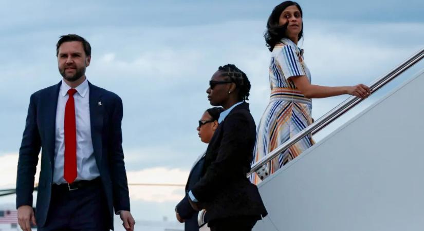 Leszállt Budapesten J. D. Vance