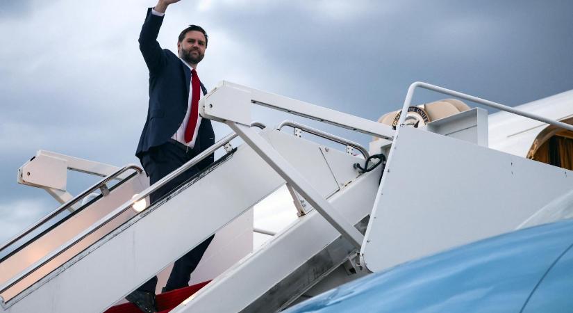 Alig várom, hogy találkozzak jó barátunkkal – utalt Orbán Viktorra a Budapestre tartó J.D. Vance, Magyar Péter üzent neki