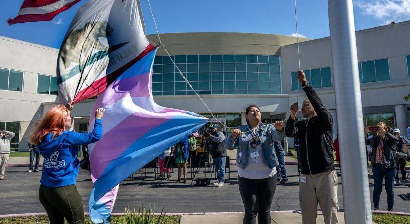 Trump eltörölte a transznemű diákok „egyenlő oktatási esélyeiről” szóló megállapodásokat – Visszatérés a biológiai valósághoz az amerikai iskolákban