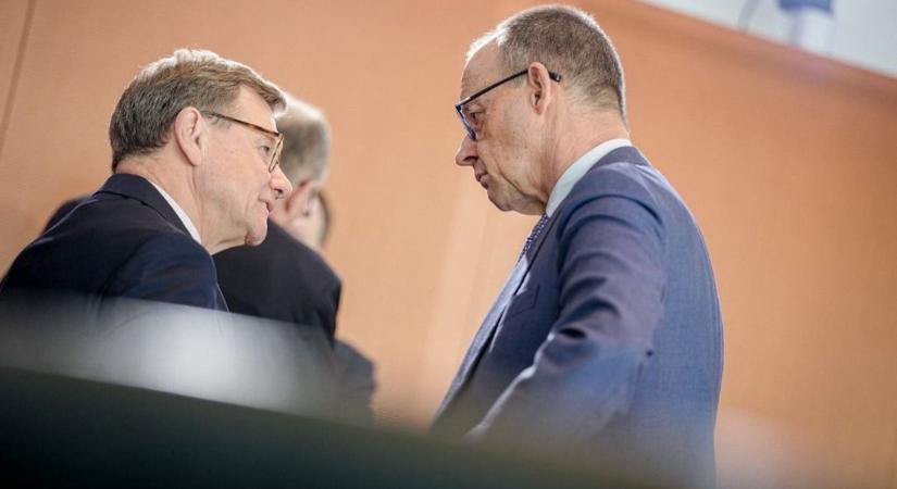 Németországban kezdenek beletörődni, hogy Orbán Viktor nyeri a választásokat – sajtóhír