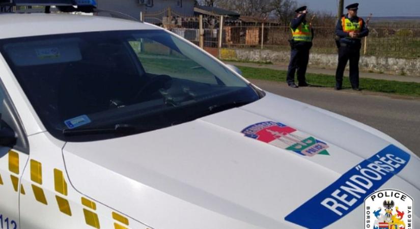 Rendőrök szállták meg Vilmányt