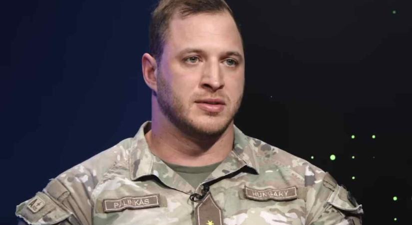 Újabb interjút adott a hős százados, ezrével állnak mellé a katonatársai