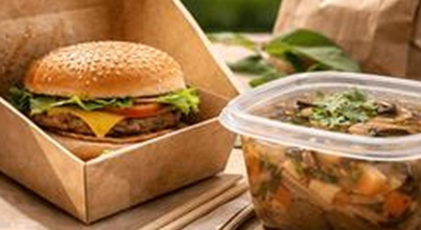 Augusztusi ultimátum: kivezetik a pizzásdobozok és papírpoharak titkos összetevőjét