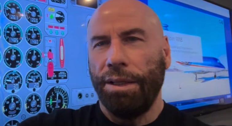 Nagy dobásra készül Travolta