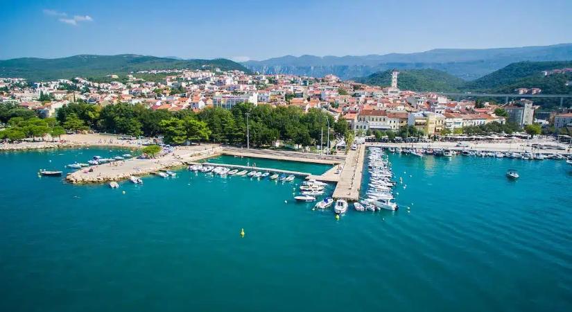 Ez a legolcsóbb tengerparti nyaralóváros, és csak 6 órányira van Budapesttől