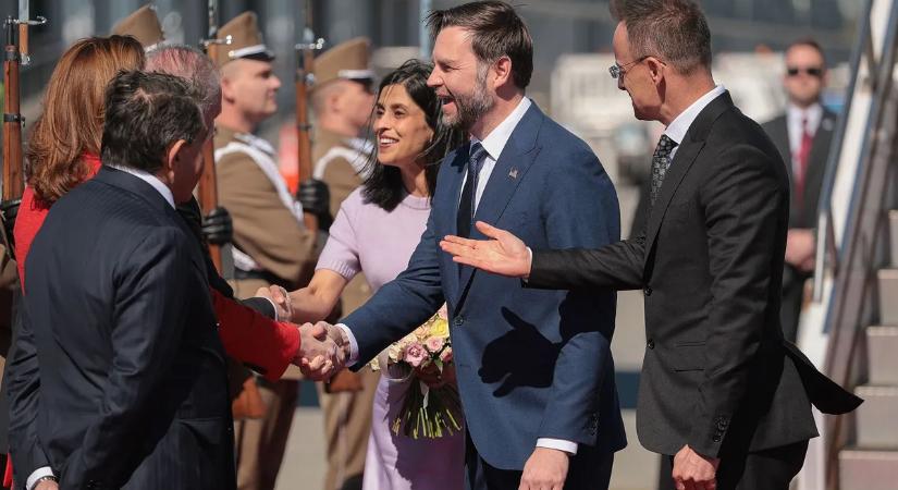 35 év után újra hazánkban az amerikai alelnök – J. D. Vance látogatása képeken