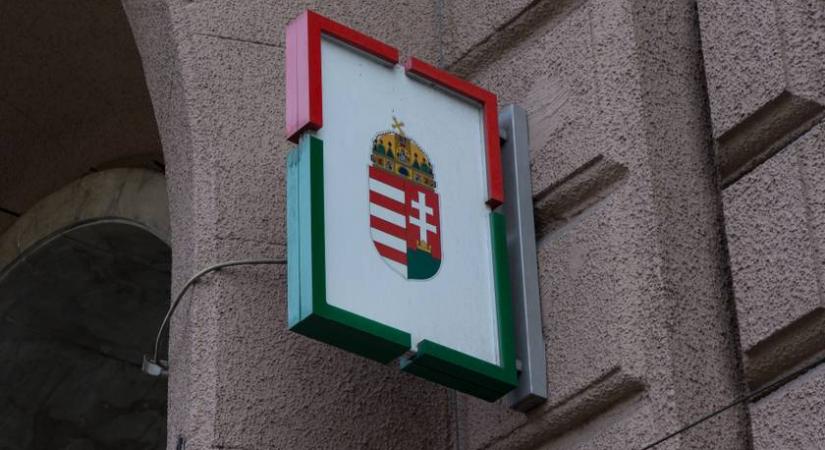 Rendkívüli nyitvatartás jön a hétvégén: erről mindenképp tudnod kell, ha ügyet intéznél