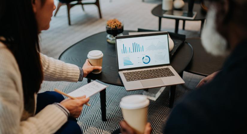 Nem véletlen, hogy Kínában nem rúgják ki tömegesen az embereket az AI miatt, kiderült a meglepő ok