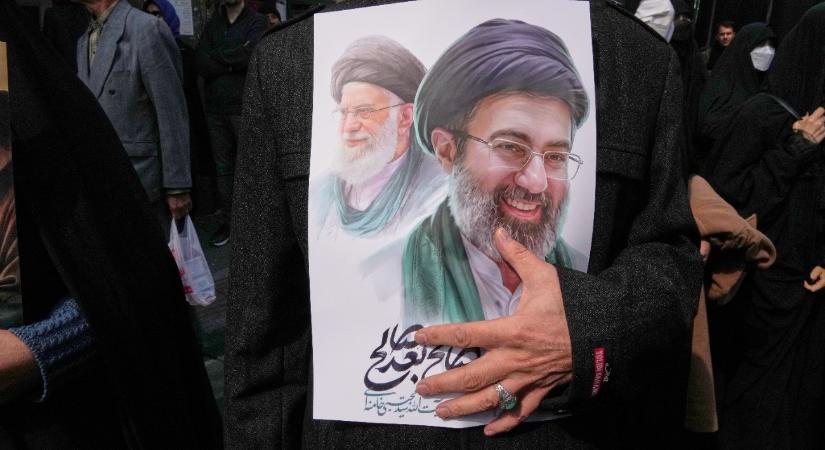 Lapértesülés: Modzstaba Hamenei kómában van, nem tud részt venni a döntéshozatalokban