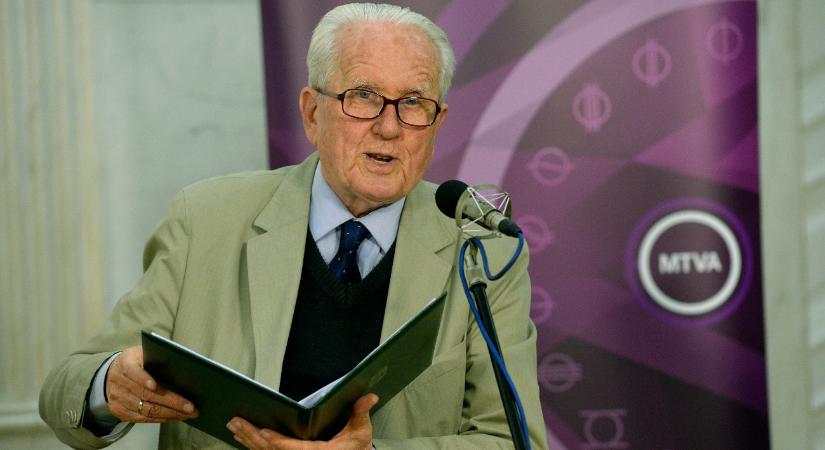 Elhunyt Czigány György