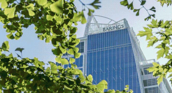 Miért korlátozta a befektetők kifizetését a Barings? – Megugrottak a visszaváltási igények