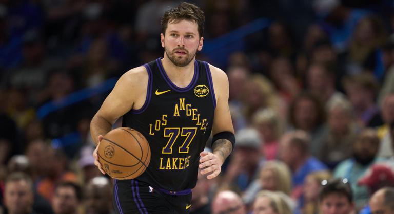 Luka Doncic Európába jön az alapszakasz hajrájában, a Lakersnél két kulcsember visszatéréséért imádkoznak