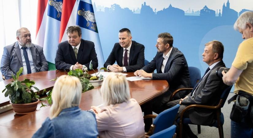 Magyarország idei legnagyobb vasúti fejlesztése indul — ez mindent átír Zalában (galéria)