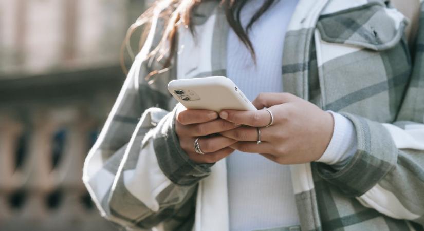 Csalók küldték, ezt az SMS-t azonnal törölje