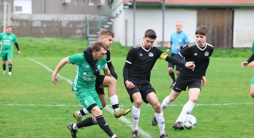 Nyolc napon túl gyógyuló horrorsérülés a pályán, a játékvezető mégsem ítélt semmit