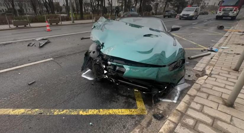 Nem tárgyalják gyorsított eljárásban az Aston Martin-os gázoló ügyét, reagált az ügyvéd