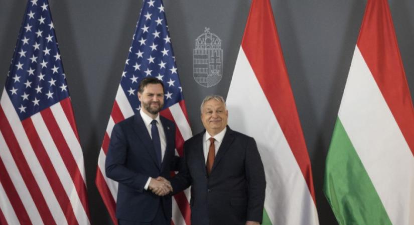 JD Vance a „brüsszeli bürokratákhoz” is szólt a sajtótájékoztatón