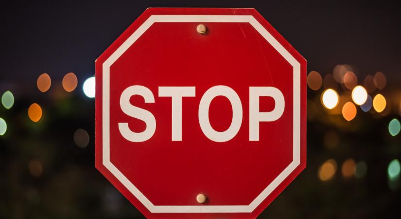 Kanye Westet nem engedték be Londonba fellépni