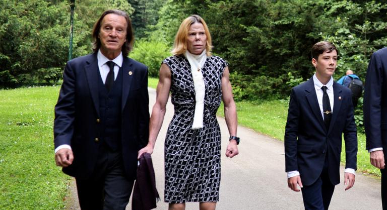 Murány következő grófja felismerhetetlenségig kigyúrt anyja nyomdokaiban jár