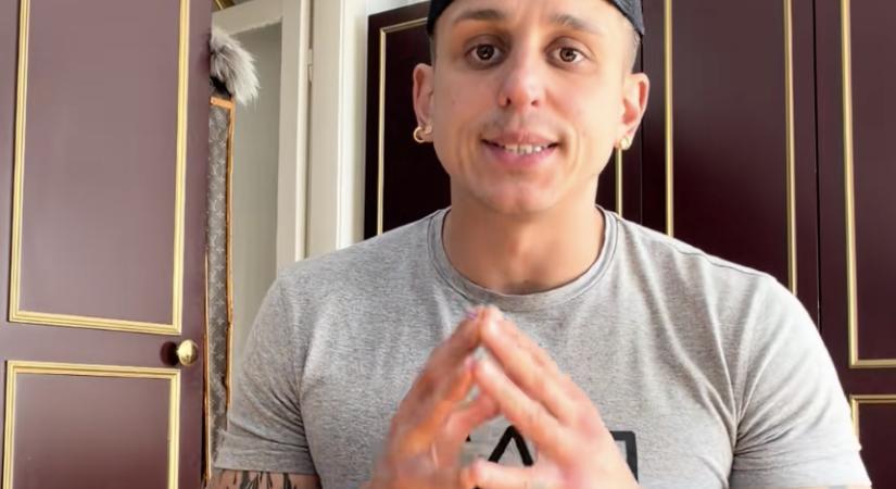 „Ez a rendszer embert faragott belőlem” – VV Aurelio úgy buzdít a Fidesz támogatására, hogy el van tiltva a közügyektől