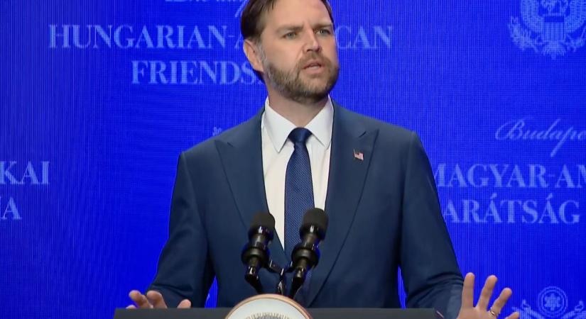 Szuverenitás amerikai segítséggel: Vance a Karmelitában kampányolt Orbán mellett