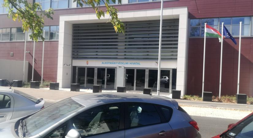 Jó hír! 50 millió forint kedvezményes lakáskölcsönt kapnak a titkosszolgálatok dolgozói