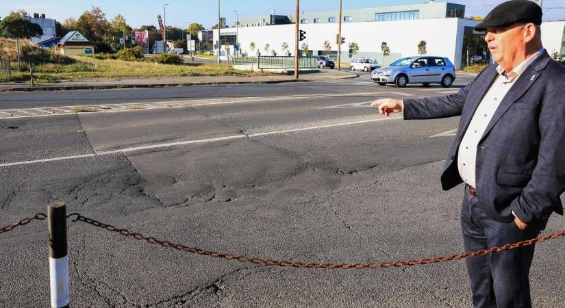 Átfogó közlekedésfejlesztés indul Szekszárdon: négy helyszínen kezdődnek munkálatok (videóval)