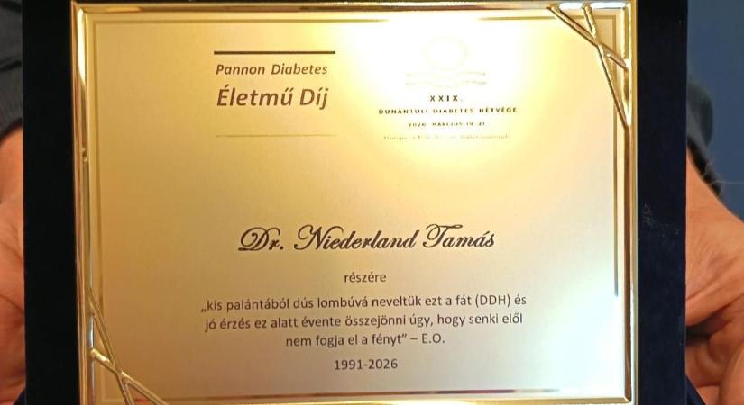 Életműdíjat kapott Dr. Niederland Tamás, a Petz kórház elkötelezett orvosa
