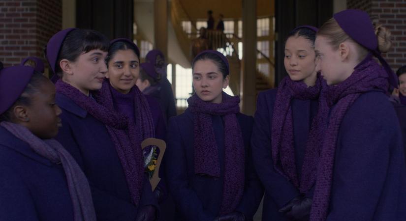 Holnap debütál a várva várt „Testamentumok” a Disney-on!