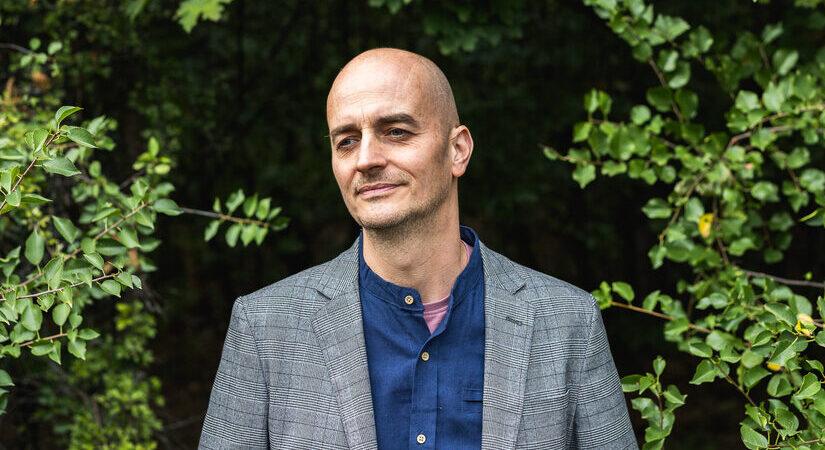 Megjelent Szűcs Krisztián novelláskötete