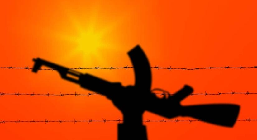 Fegyveres összecsapás az izraeli konzulátusnál: 2 rendőr megsérült, 3 támadó meghalt