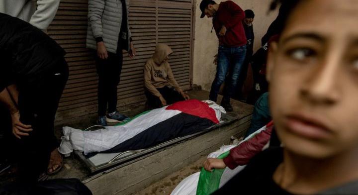 Izraeli légicsapások a Gázai övezetben – legalább 12 halott