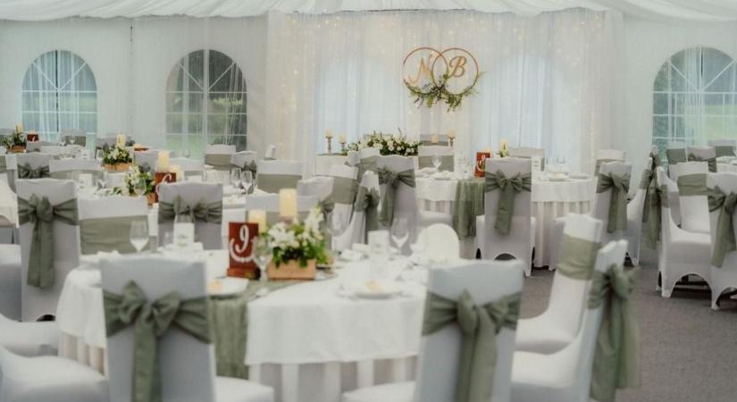 Esküvő álmenyasszonnyal és kamu szertartással Győrben