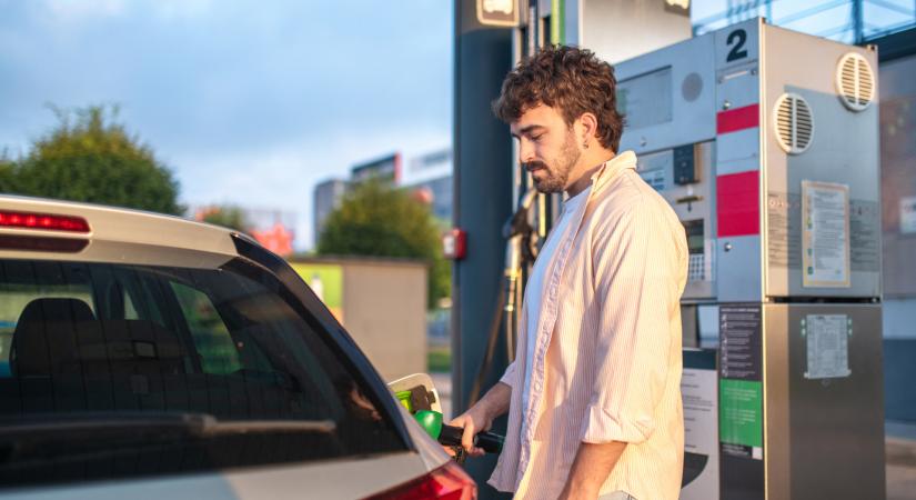 Drágul a tankolás a szomszédban