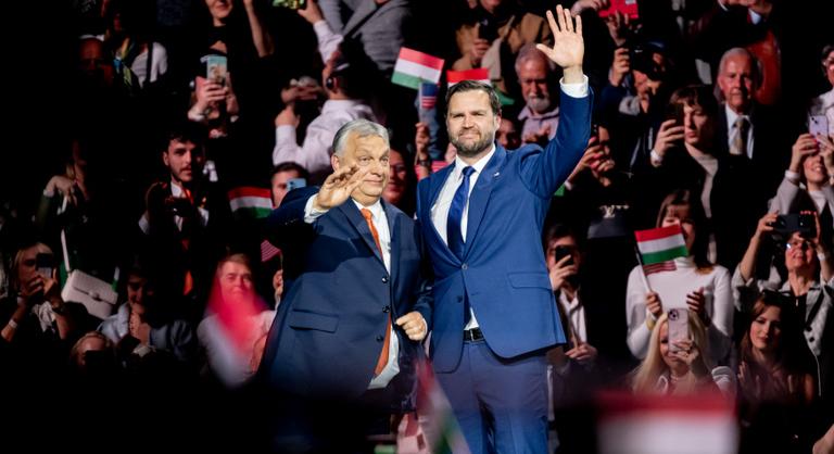 Donald Trump: Imádom Magyarországot, imádom Viktort, elképesztő ember