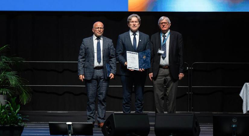 Új lehetőségek, új célok – magasabb szintre lép a HUN-REN és a Nemzeti Tudósképző Akadémia együttműködése