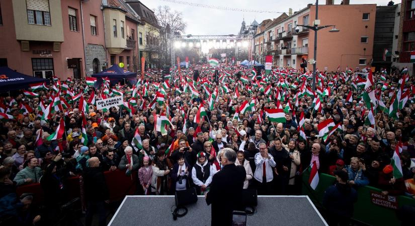 Így zárja kampányát Orbán Viktor