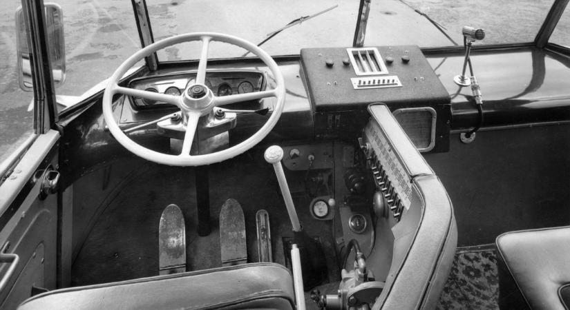 Ellopott egy buszt, majd egy másik busznak hajtott Kecskeméten egy ittas randalírozó