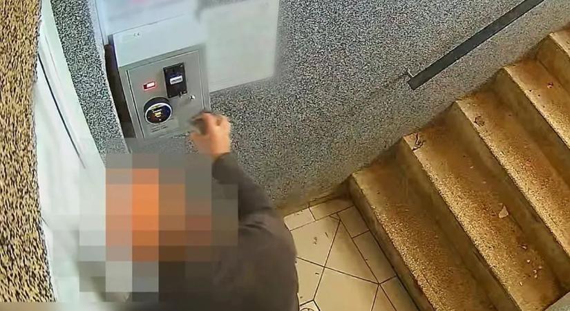 151 alkalommal ütötte meg az automatát, mégsem jött össze a lopás