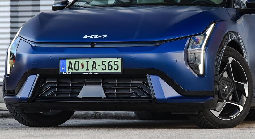 Soha nem kapott még annyi autó zöld rendszámot, mint márciusban